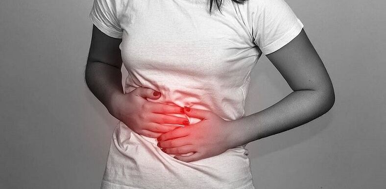 stomach pain as a symptom of the presence of parasites in the body
